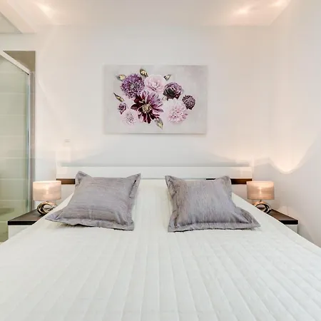 Apartment Modern 4* Luxury In Center Trogir