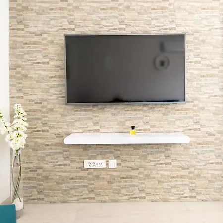 Modern 4* Luxury In Center Διαμέρισμα Τρογκίρ