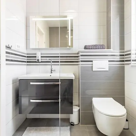 Modern 4* Luxury In Center Apartman Trogir