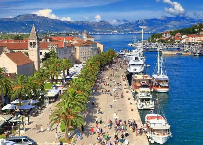 Modern 4* Luxury In Center *