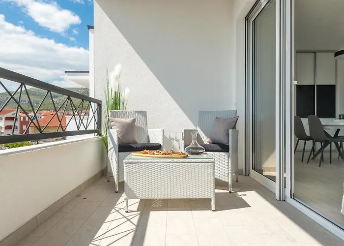 Apartment Modern 4* Luxury In Center Trogir