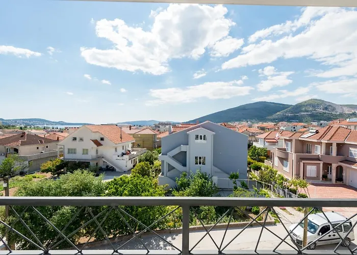 Modern 4* Luxury In Center *